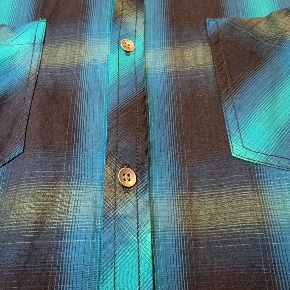 NWT Inc Men's Leo Plaid Shirt Multiple Sizes - Picture 3 of 9